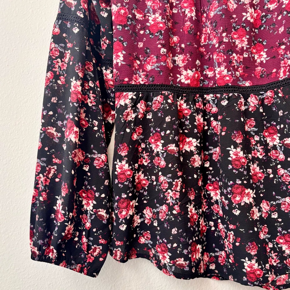Knox Rose Embroidered Floral Blouse – Size M - Picture 4 of 10